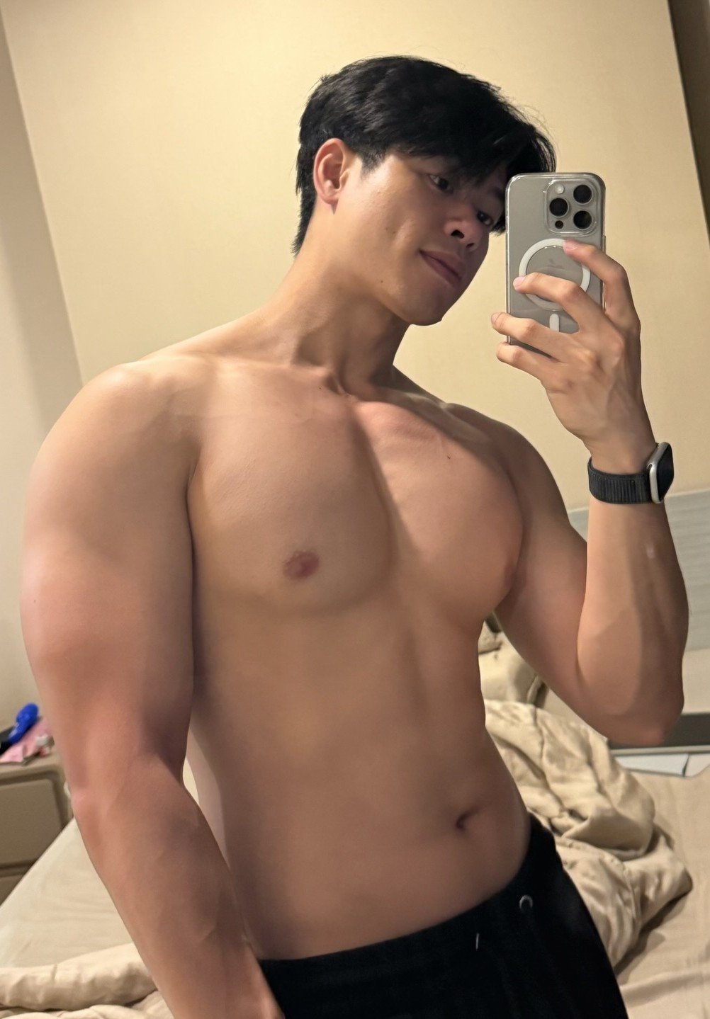 IG - yourgoodboytj亲亲帅哥