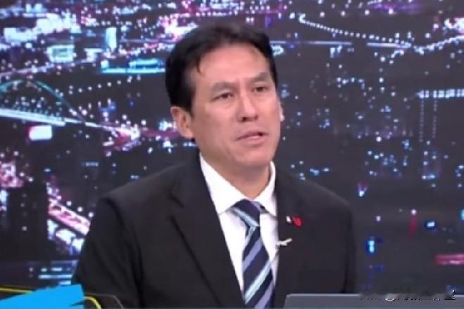 黄伪汉兴奋过头，洋流已起，新北台北绿营都会赢。陈凤馨听的一阵阵翻白眼，场面太好笑