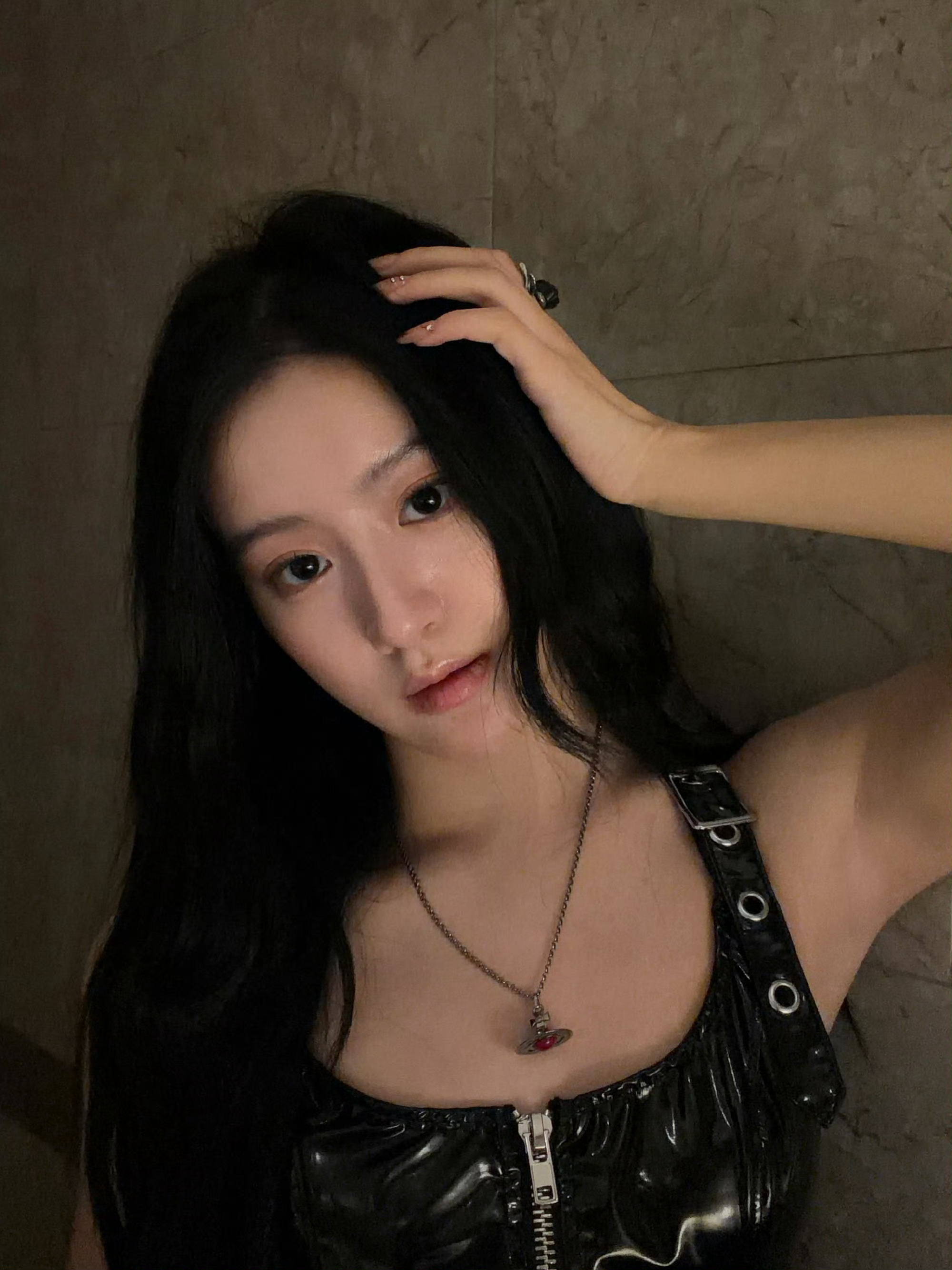 包上恩 🐰包上恩李瑶英 🐰包上恩明月千里 人在冬天，更像一只猫。去拥抱，就很