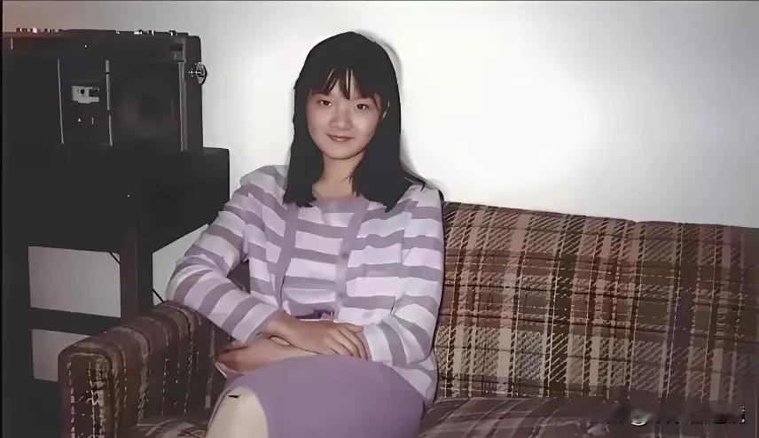 真没想到，这个女人年轻的时候还算是个清秀的美女，但上了年纪之后，竟然胖的判若两人