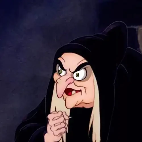 我经常观察中老年妇女，不是看她们是否显年轻，是…… 是看她们丑在哪里。...