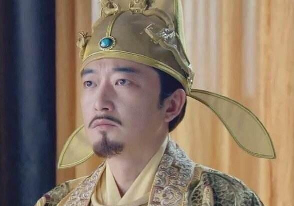 皇侄赵德昭劝说宋太宗给将士们论功行赏，宋太宗大怒：“等你做了皇帝后再行赏也不迟。