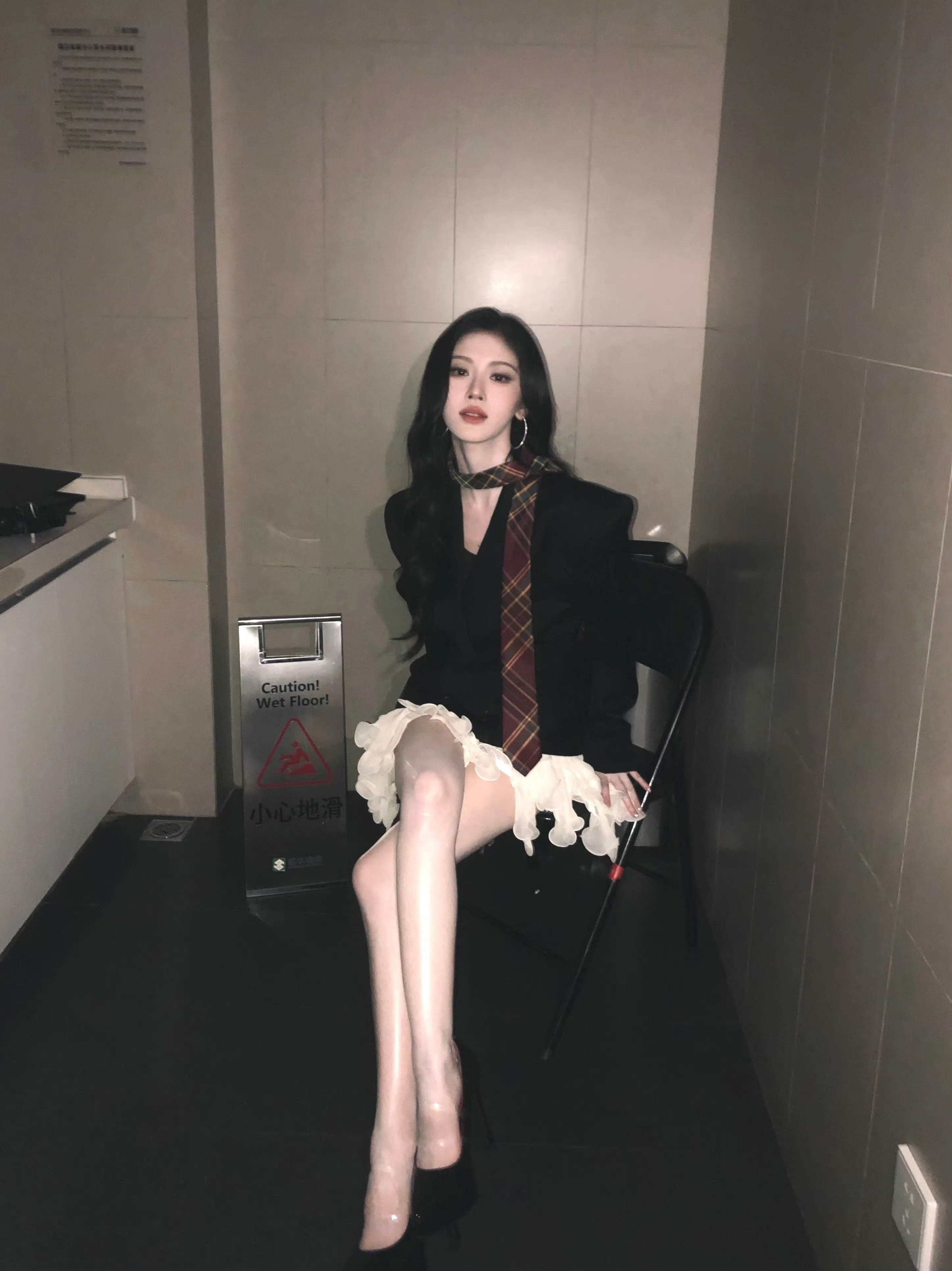 鞠婧祎苏绿夏jjy鞠婧祎万花世界你是黑夜耀眼的光，白昼绚烂的玫瑰 