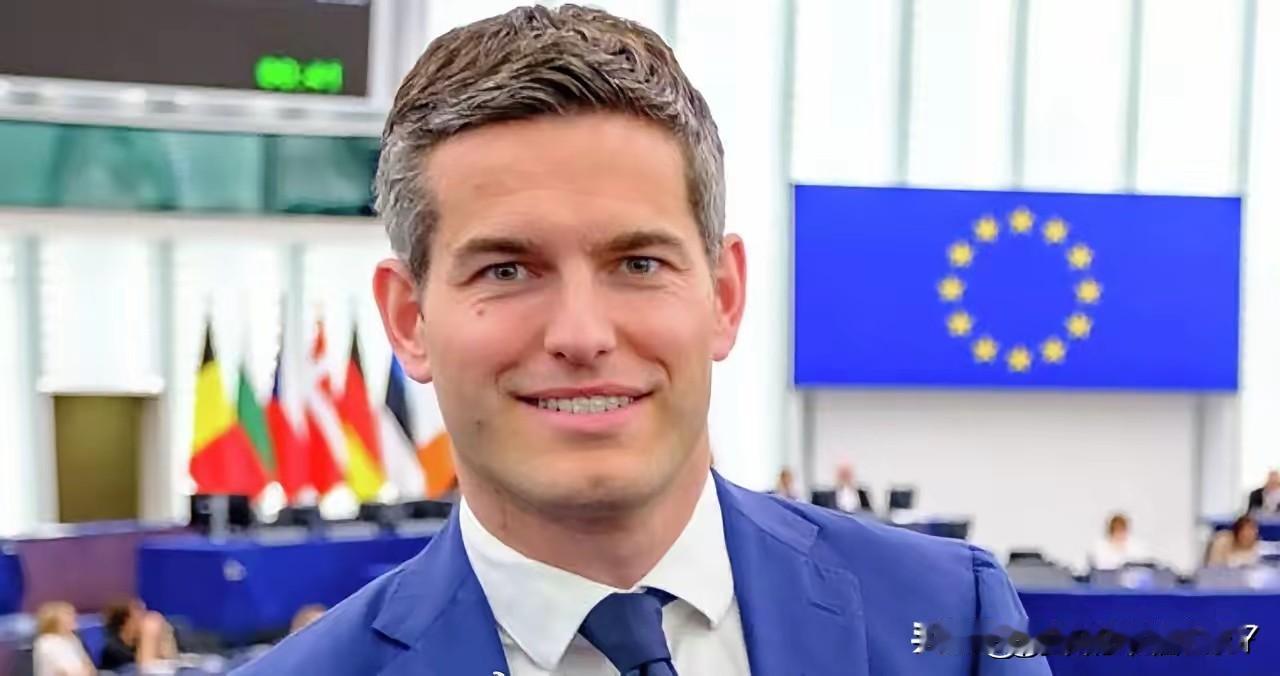 上任仅一天，荷兰新任外交大臣，就故意朝中国发难！

 
当地时间2月23日，38