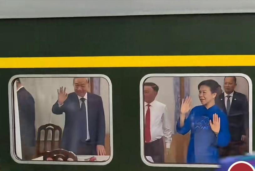 访问结束！苏林携夫人坐火车回国，租了10架C909走了。

2026年2月，南宁