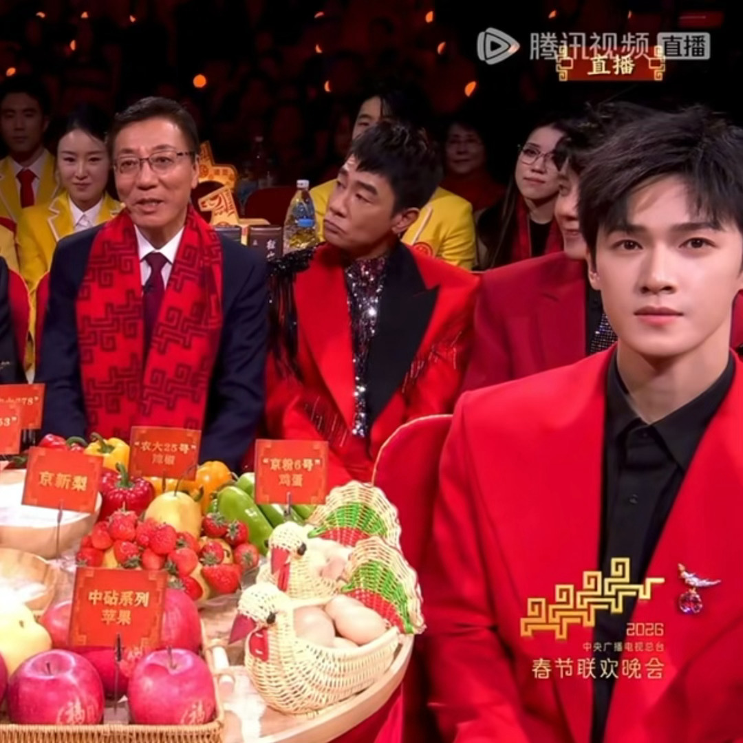 春晚段子大考春晚李昀锐内娱舒肤佳的杀伤力，一出现感觉画面都清爽了