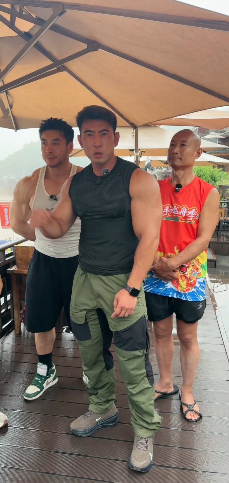 李晨为湘西凤凰古城打call谁懂啊李晨安利凤凰古城这段好真诚！不是那种敷衍的营业