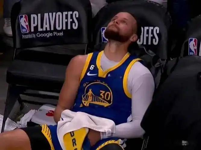 库里的退役巡演，会不会提前到来？
        巴特勒右膝前十字韧带撕裂，赛季