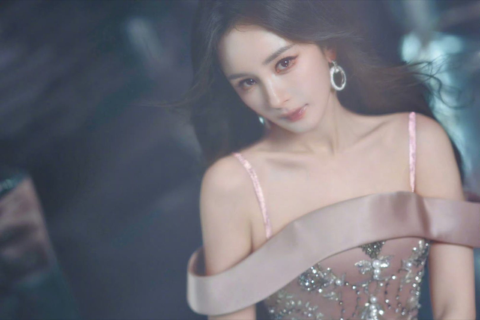杨幂美成这样是什么意思杨幂美成这样是什么意思！！！！ ​​​