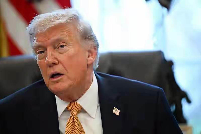 中予不予评论，还例举高市谄媚动作，比打脸还狠

3月23日，外交部发言人林剑主持