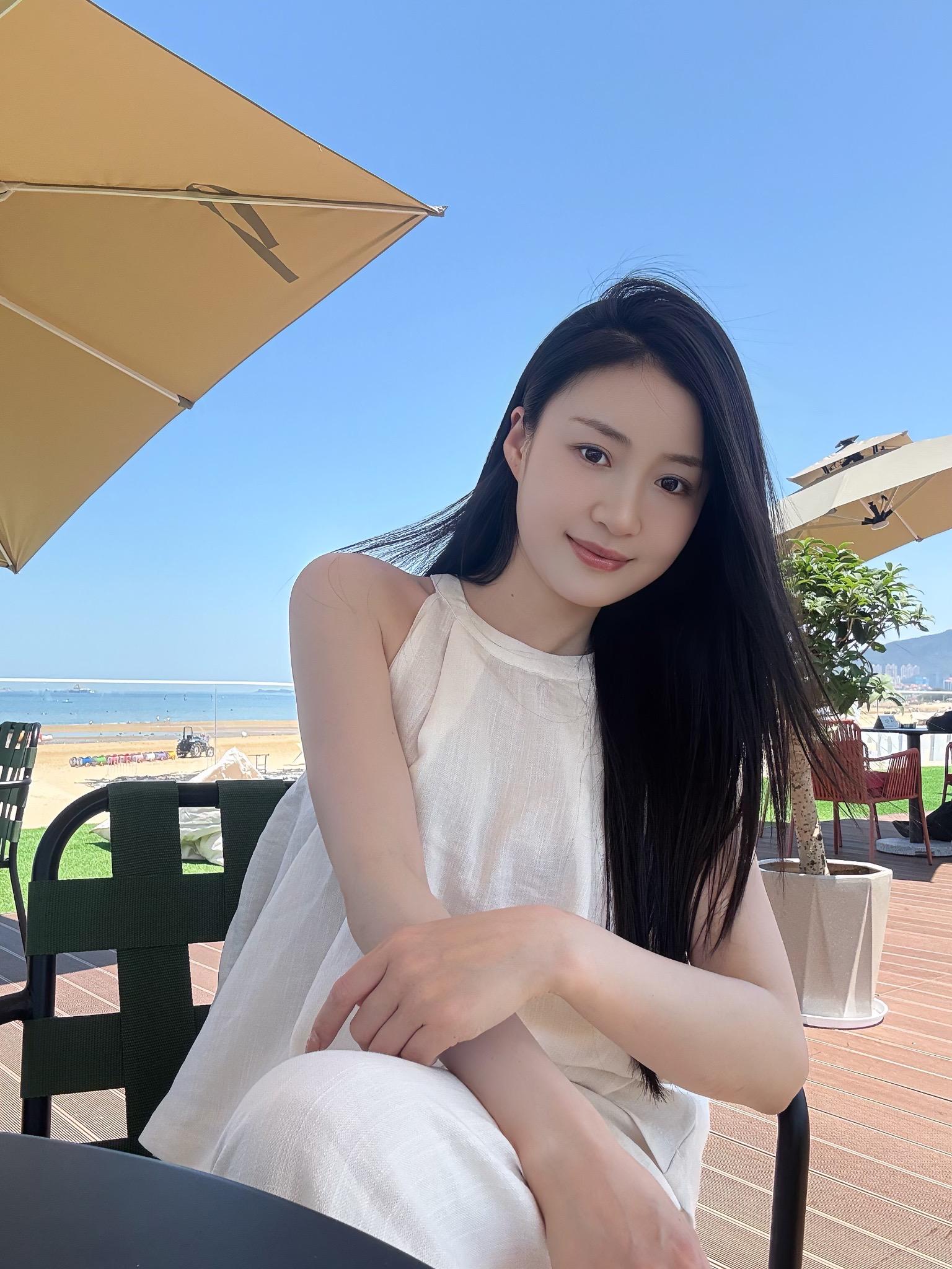 好喜欢这套啊，今天是温柔姐姐。  真正的奢侈， 是时间和选择权都掌握在...