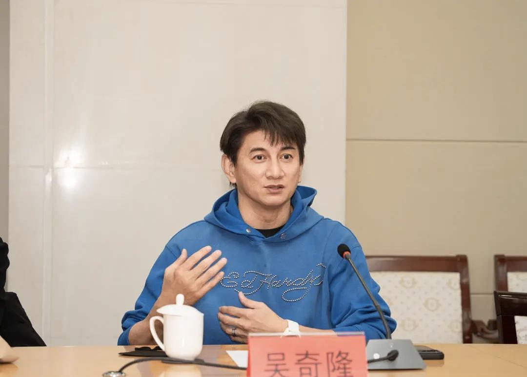 “霹雳虎”落户宁波北仑了
      上中学时最喜欢的就是小虎队组合，喜欢他们三