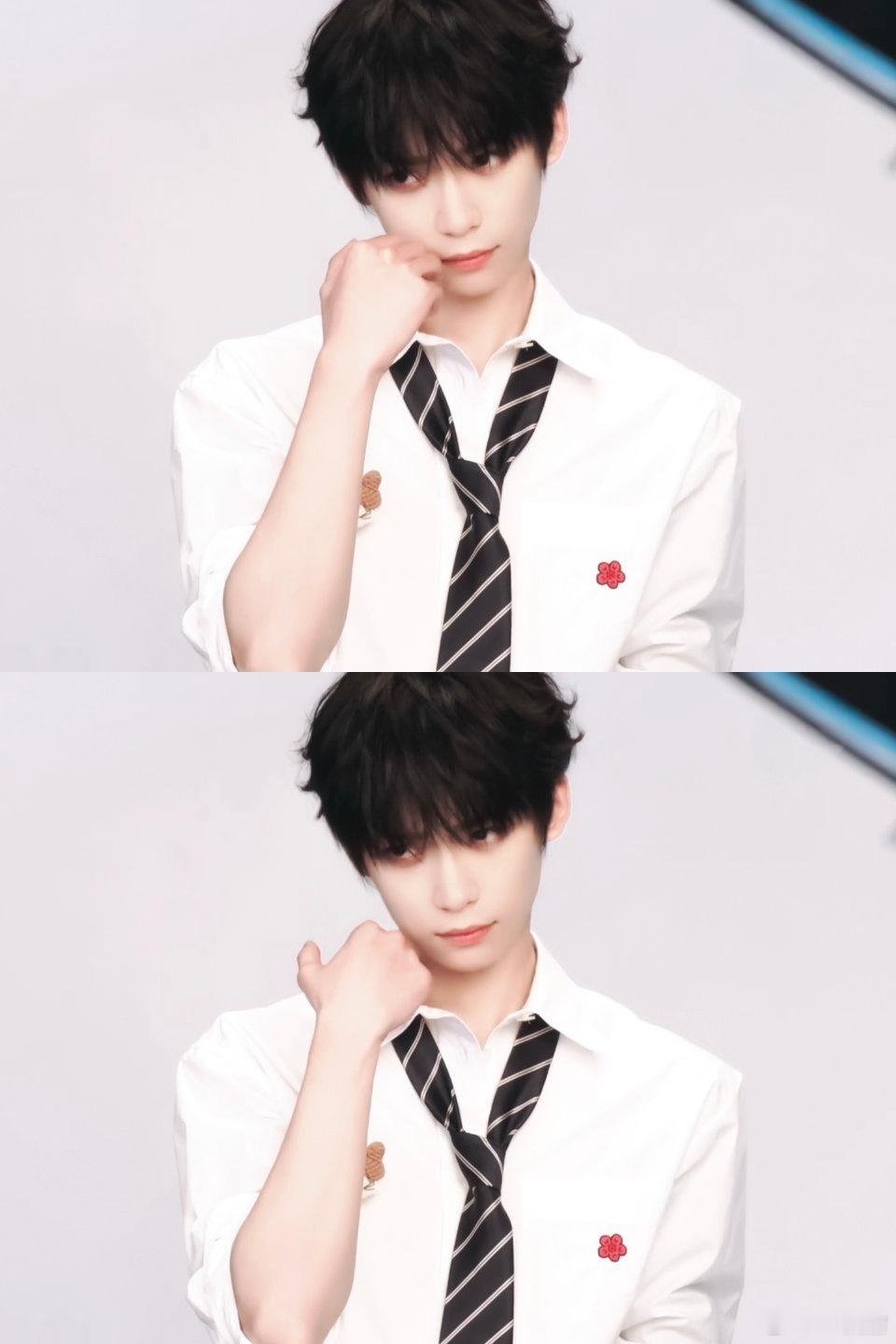 梓渝 zy梓渝未来可期 “你在台上发光 我在人海点灯”𝓨𝓸𝓾 𝓼𝓱𝓲