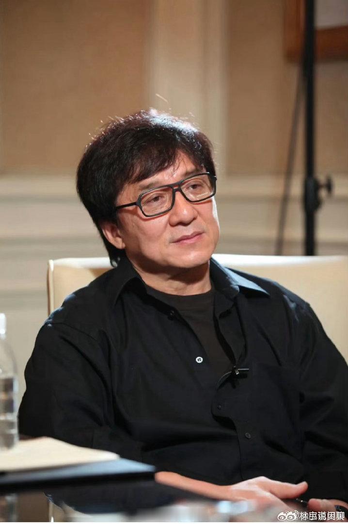 常石磊说成龙紧张到要退赛常石磊曝成龙要退赛国乐无双看似轻松从容的背后，藏着无数次
