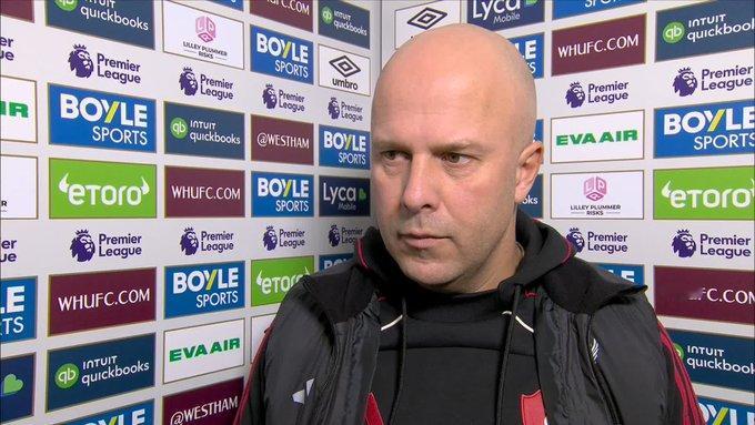 “10 天内我们要踢 4 场比赛。我手下有很多优秀的球员，所以今天我只是选择了一