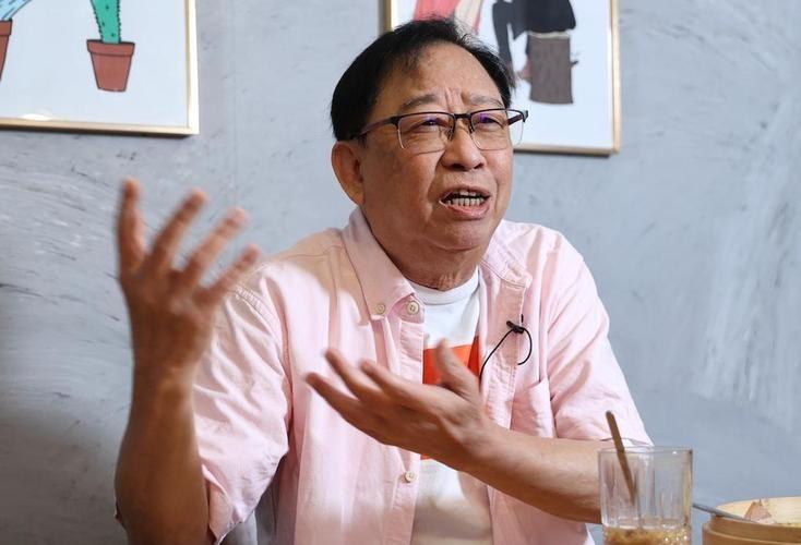 周星驰“黄金配角”黎彼得离世，生前还曾与星爷闹翻……可真正值得聊的，恐怕不是两个