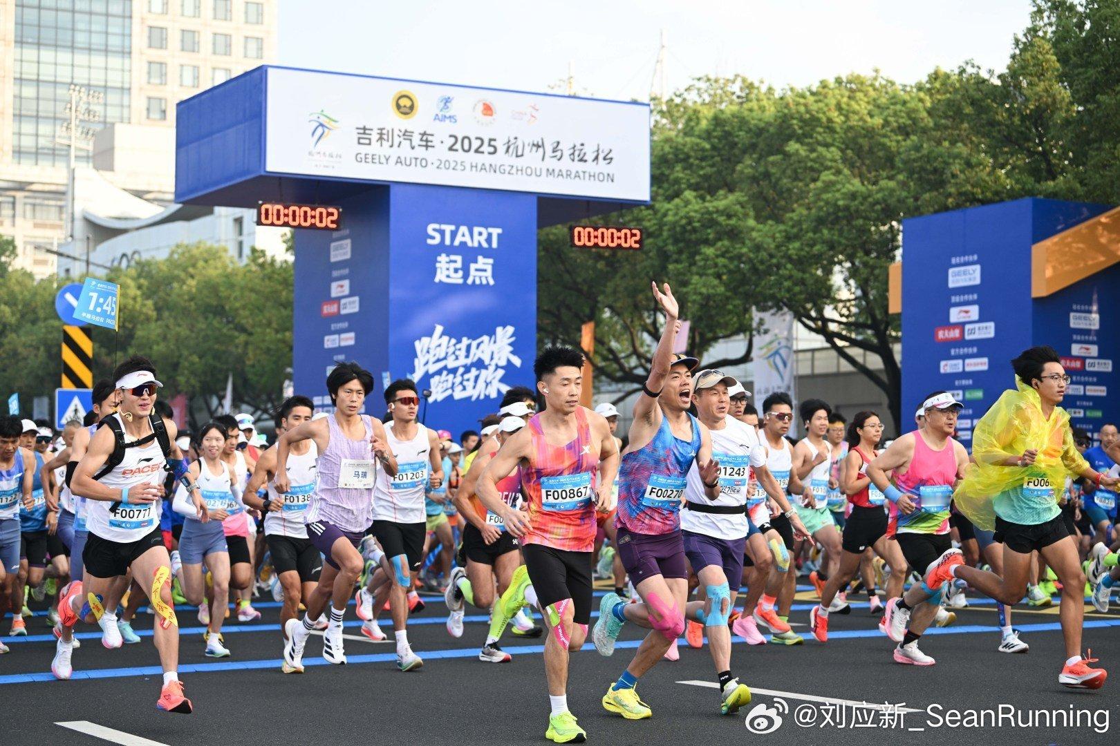 一路高歌猛进，势不可挡！吉利汽车10月销量再度强势破纪录，展现出强大的市场竞争力
