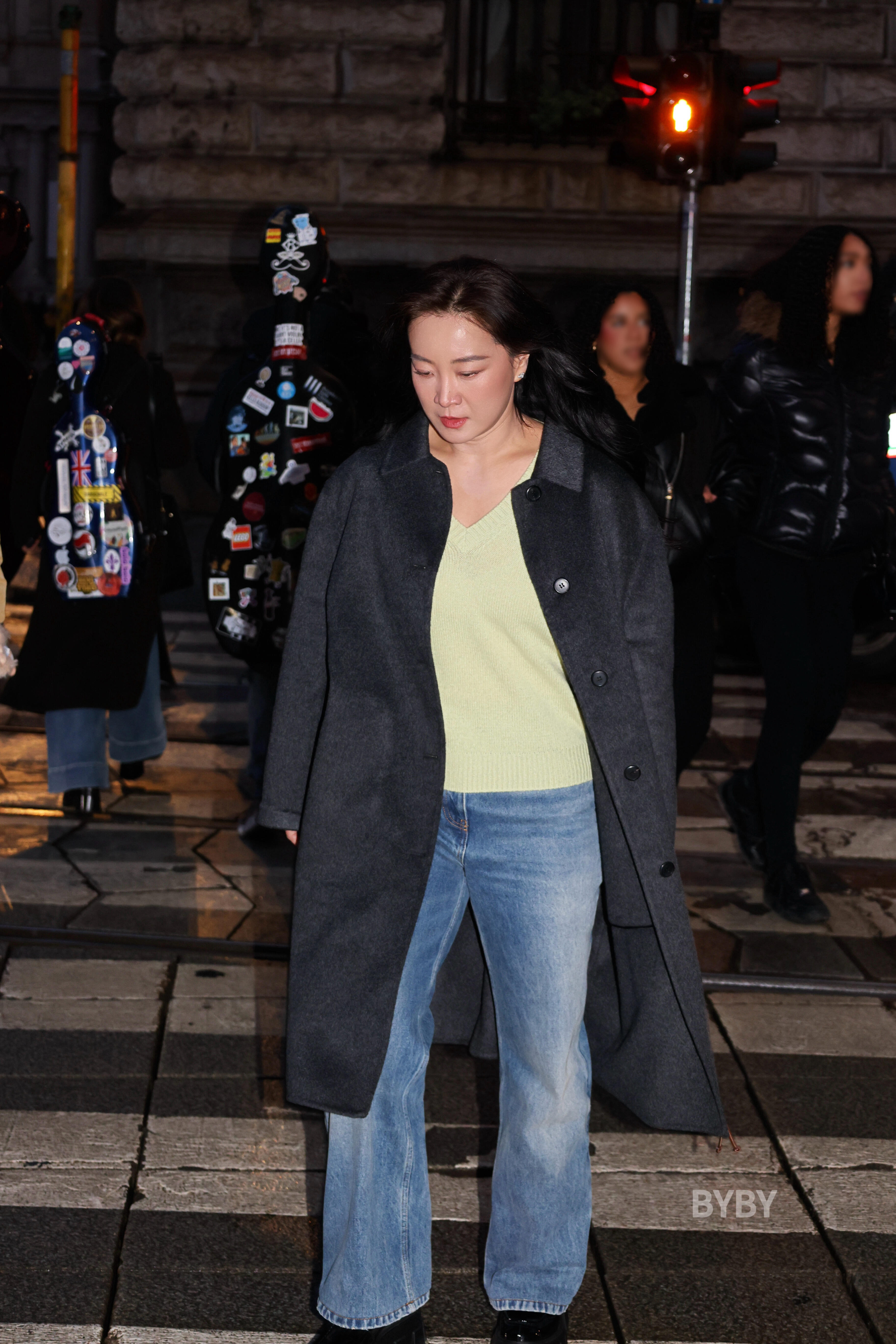 贾玲瘦成孔孝真了 