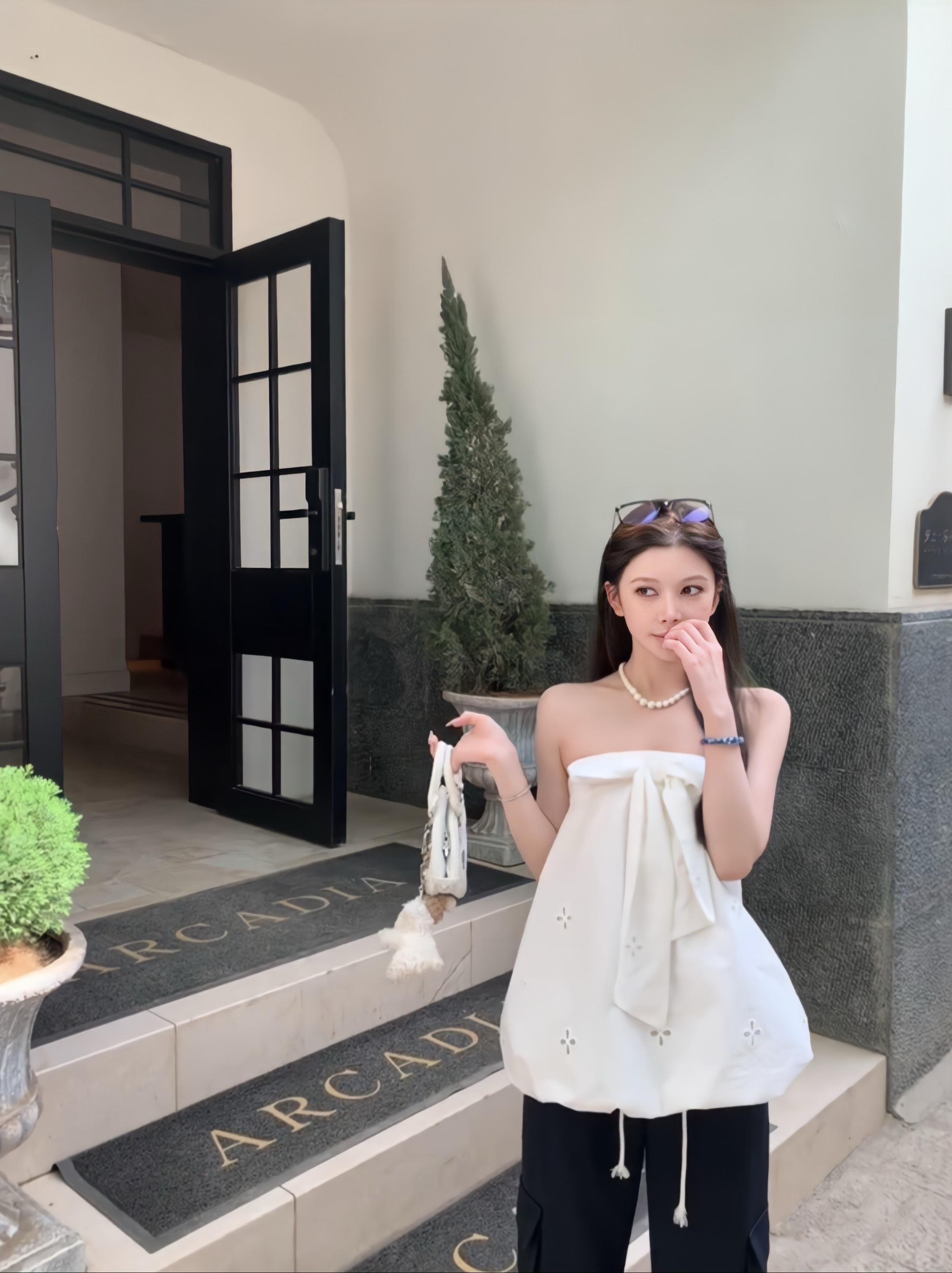 别人演的不像 你不像是演的
