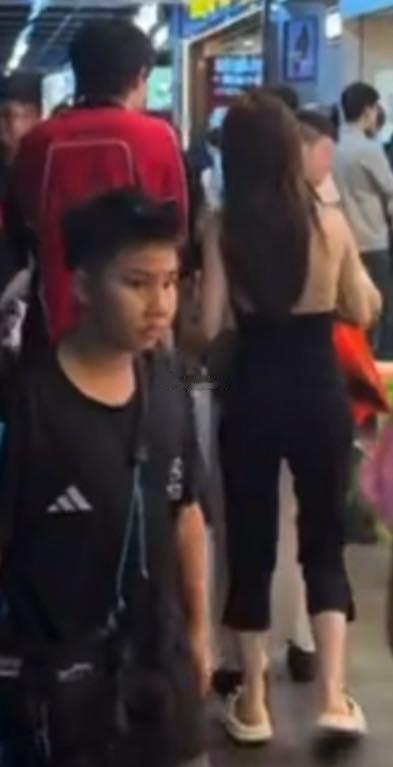 716男主播都会一个个陆续被爆 私下有对象的私下和好的 都藏好 