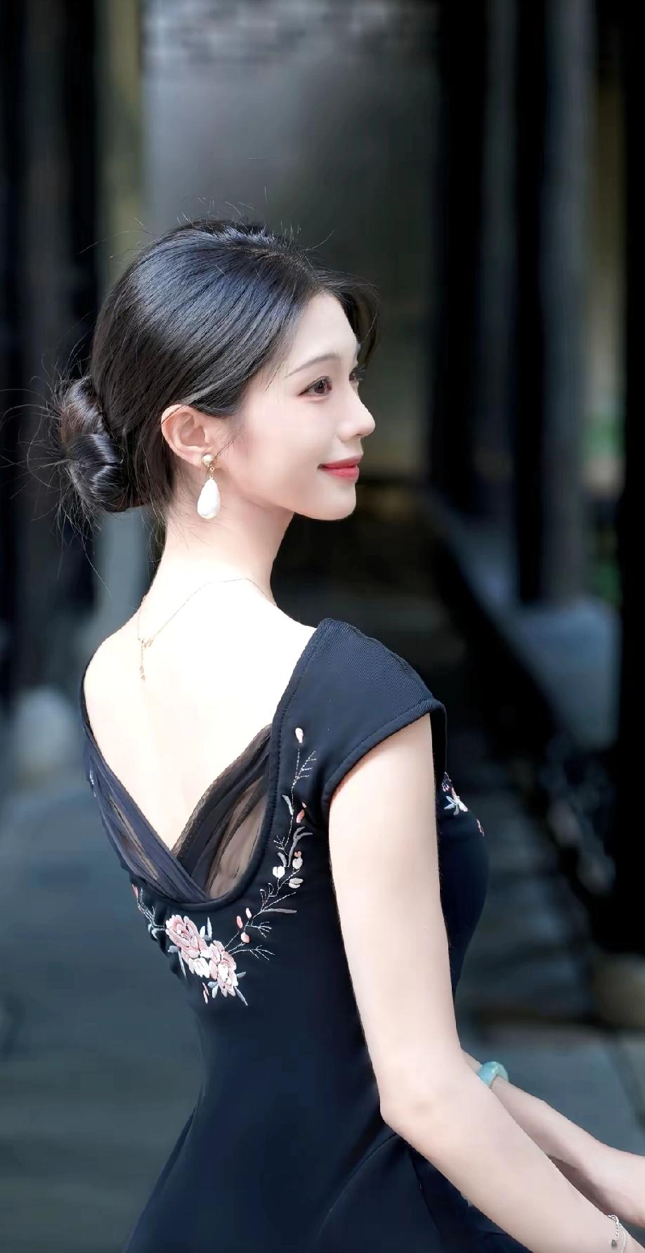 温雅有气质，太美了吧温雅气质 旗袍 气质美女 美女 女神 仙女