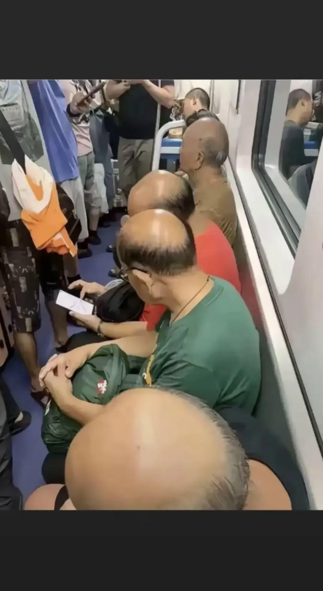 晒图笔记大赛不知道现在是不是生活条件都提高了，还是男的都聪明透顶，看看这些男同志