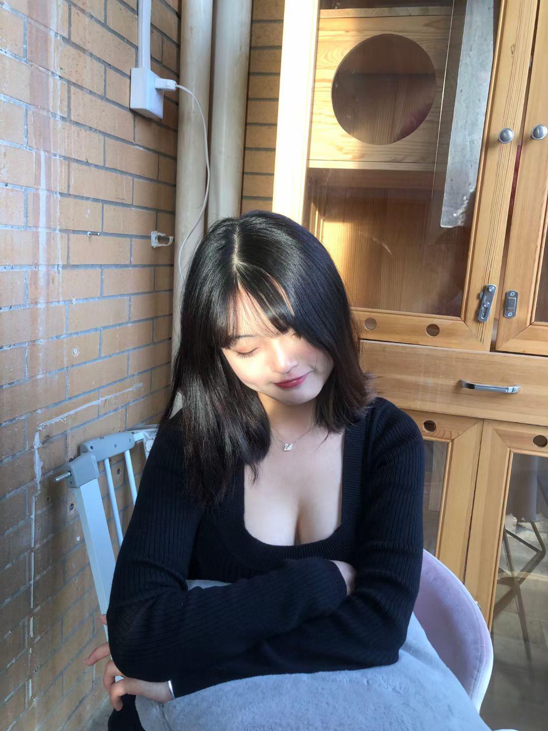 突然闯入一个上层圈子时才发现——你只是刚接触而已，不代表能和圈里人拥有...