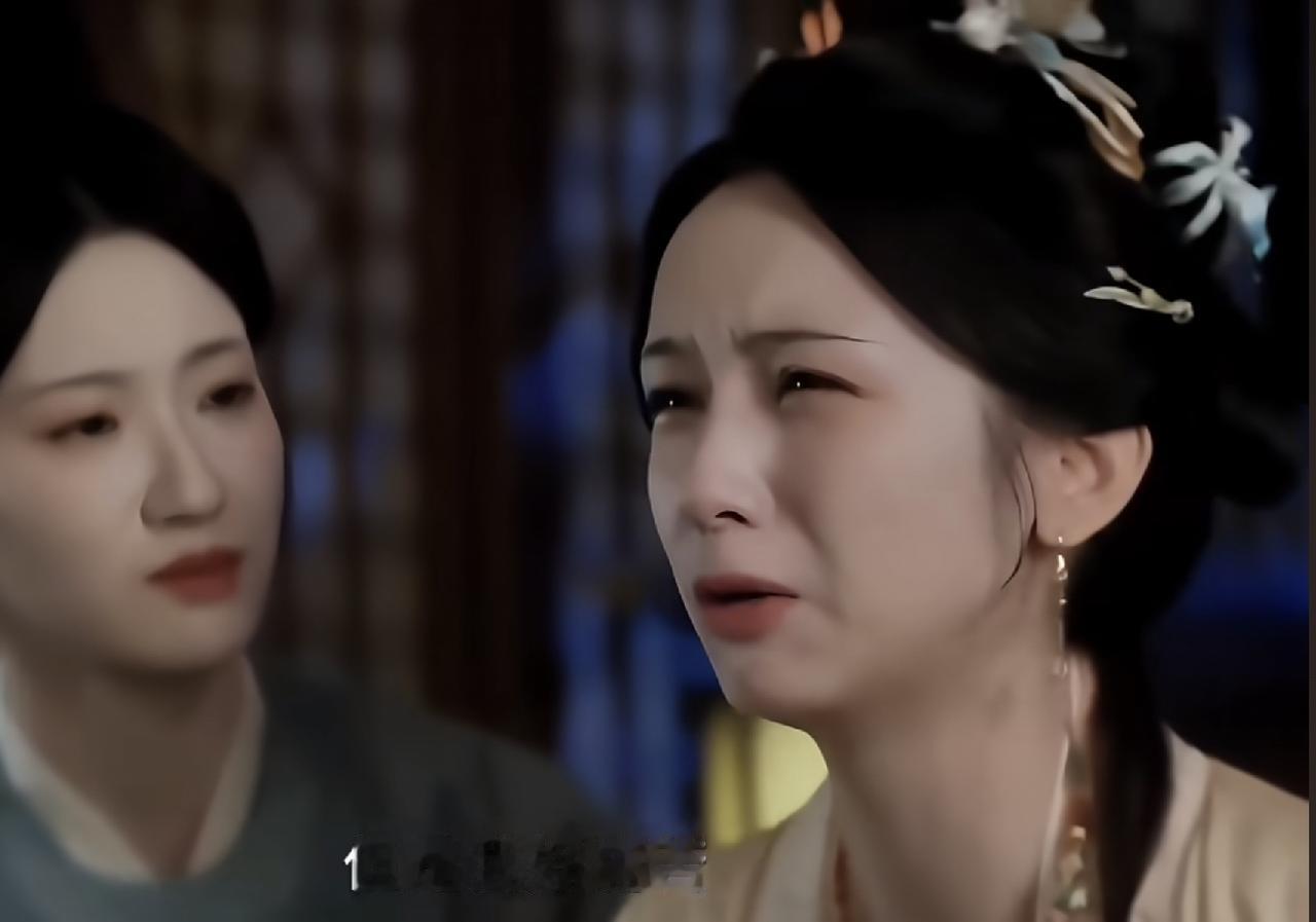 周也想不到，
新剧《一瓯春》开播，
最出圈的不是她的演技，也不是她的美貌，而是那