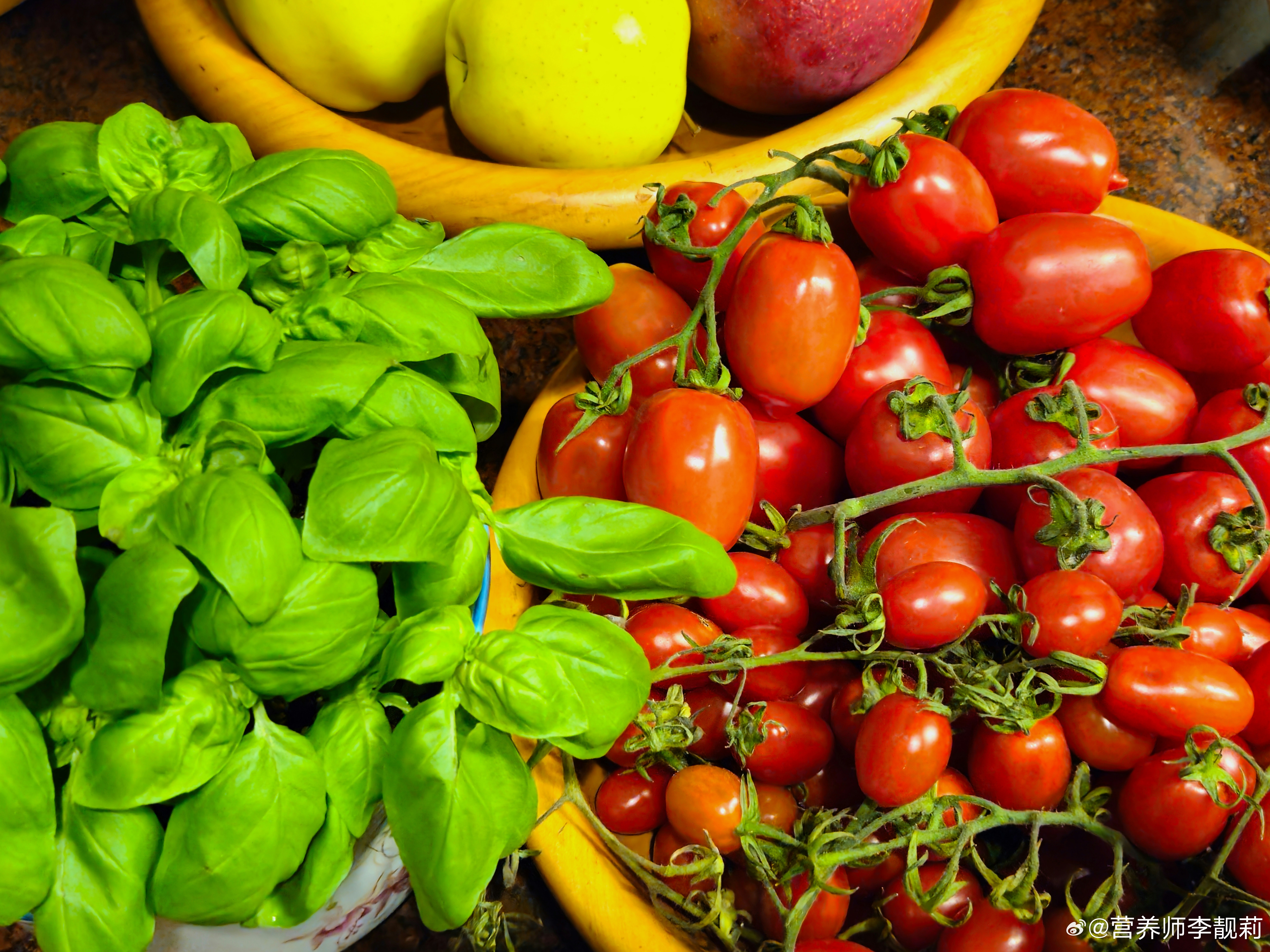 养生人士该如何避雷保健品陷阱健闻登顶计划 🟢“天然无副作用”：最大的逻辑陷阱：