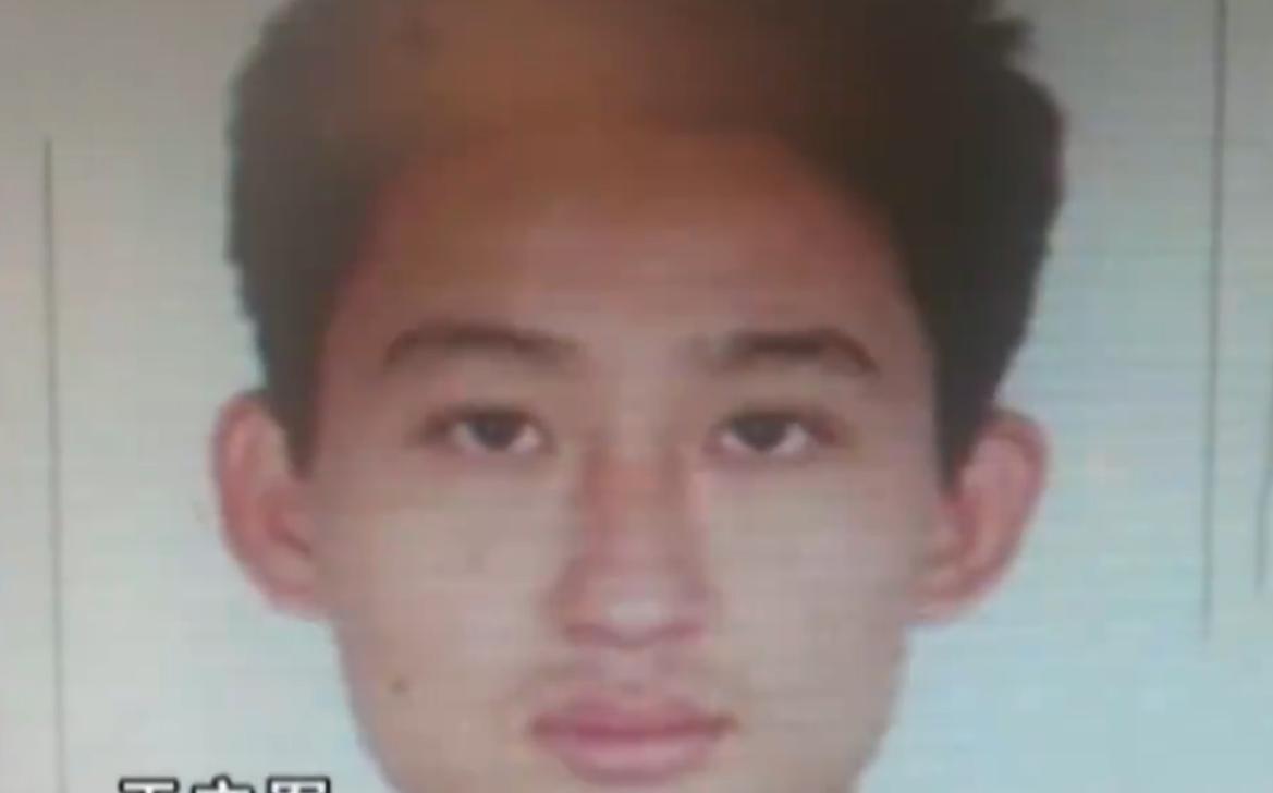 2012年，对普通人来说或许平平无奇，但对安徽小伙李永志来说，却是命运急转直下的
