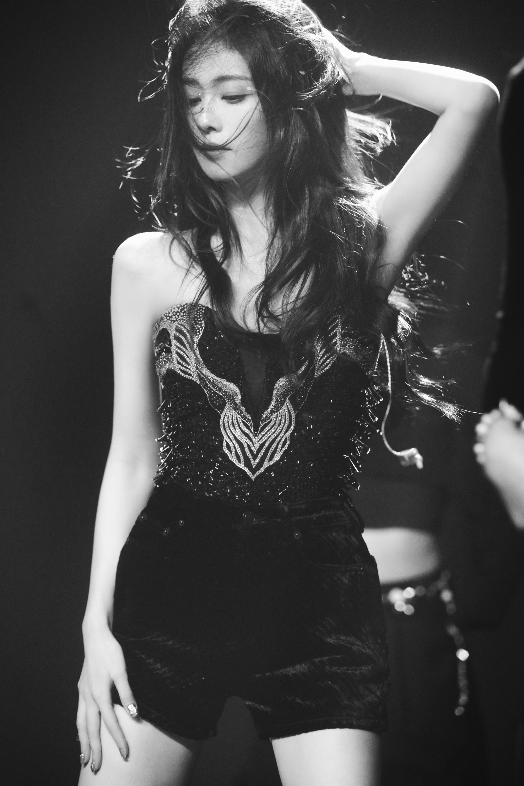 #于正祝白鹿红翻天#[送花花]我们只希望她 ​​​