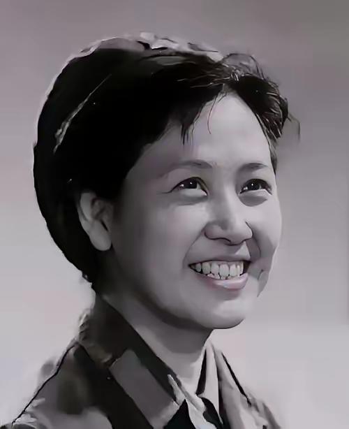 曾经最红的女神，是多少高官豪门大人物的追求对象，心中的白月光梦，中情人，她因一部