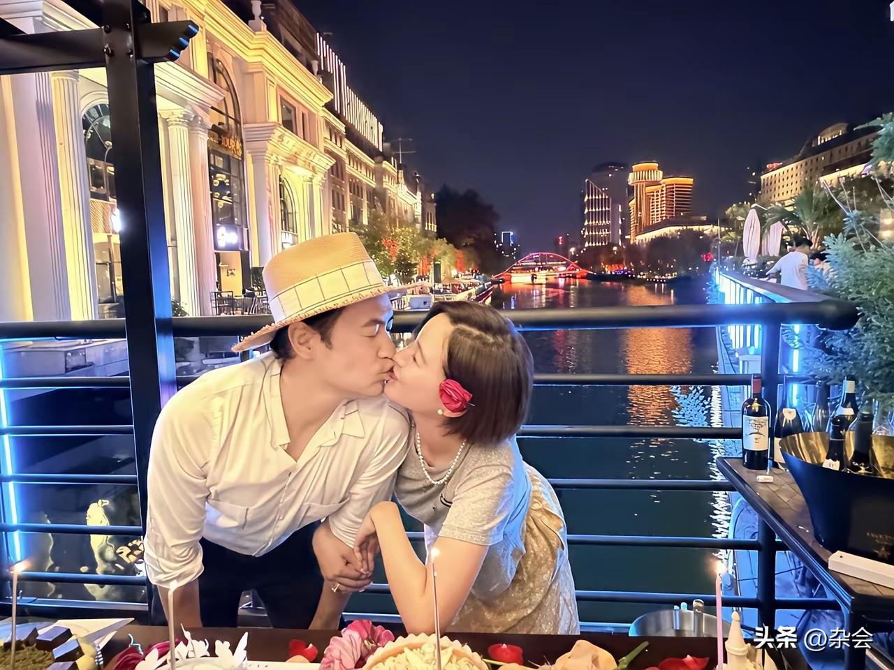 娱乐圈难得一见的踏实幸福。张歆艺要求不大操大办，袁弘就给她一个简简单单、安安静静