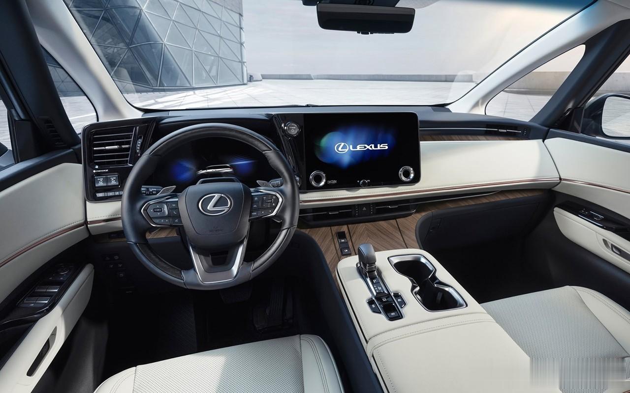 新款雷克萨斯 Lexus LM