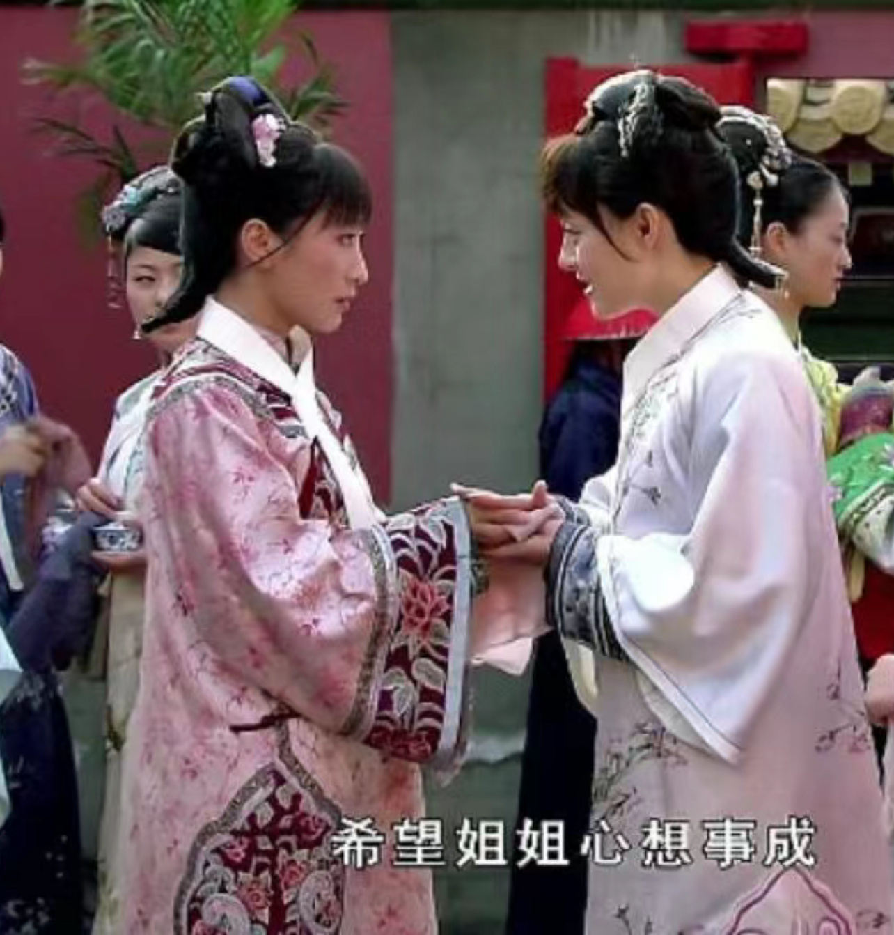 姐妹同心，其利断金[doge] #v笑年度大赏# ​​​