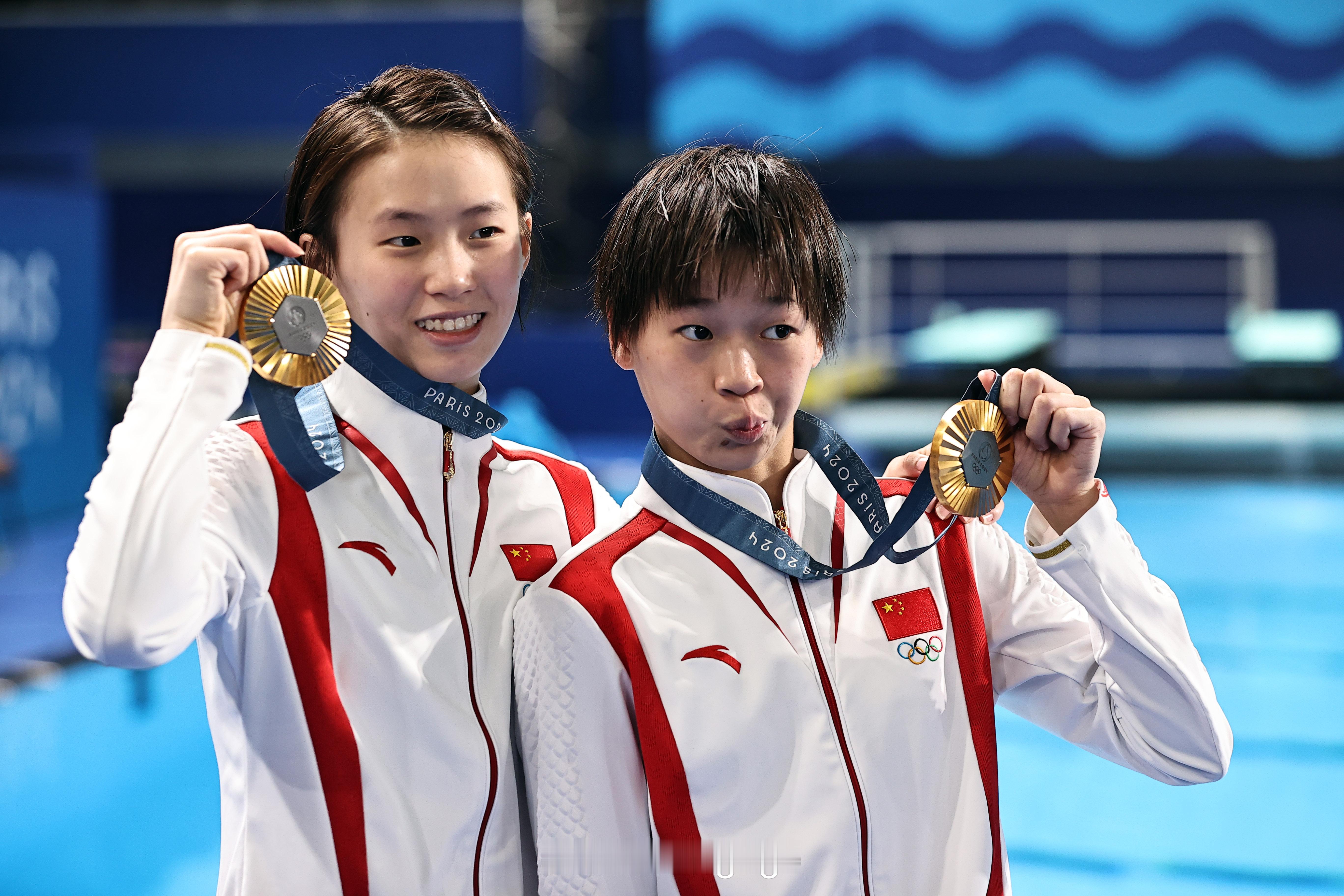 #巴黎奥运会# 中国代表团第七金🏅中国组合全红婵/陈芋汐以359.10分的绝对