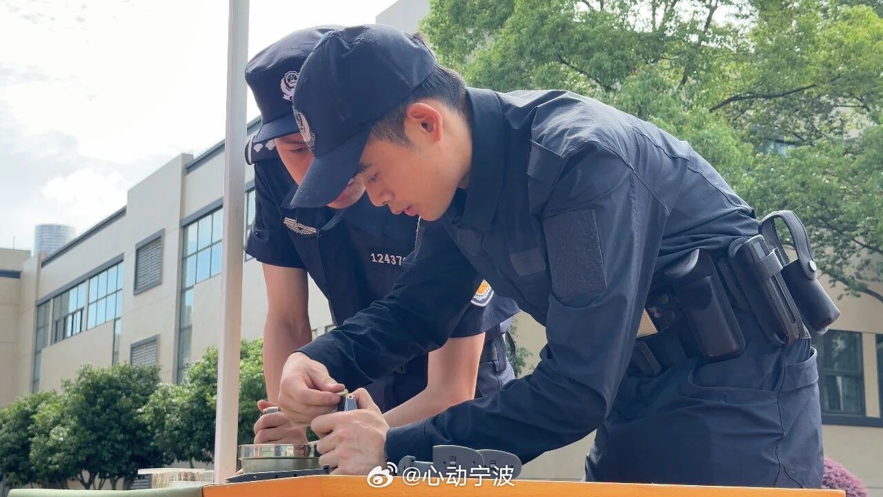 宁波公安全省警务实战教官技能比武中取得佳绩 近日，全省公安机关警务实战教官技能比