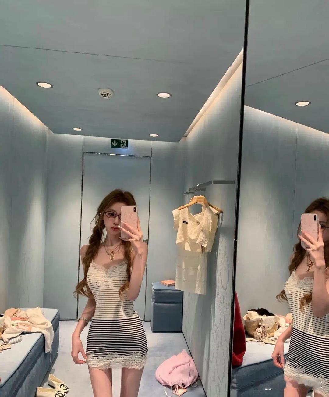 王思聪女友晒自拍，懒懒真的好漂亮啊 