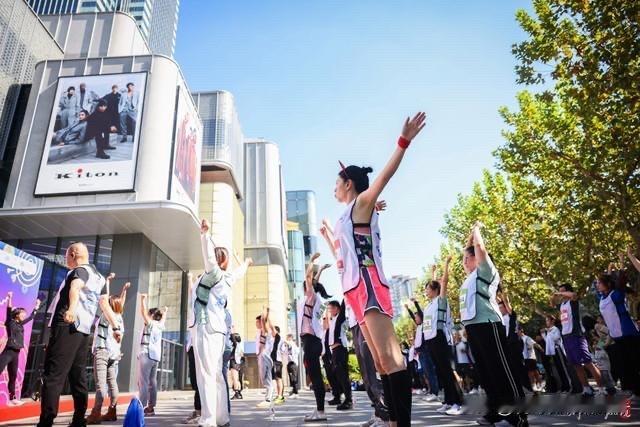 人民币升值，国际资本都对国内固定资产盯着不放，为什么我们身在其中却没啥感觉呢？
