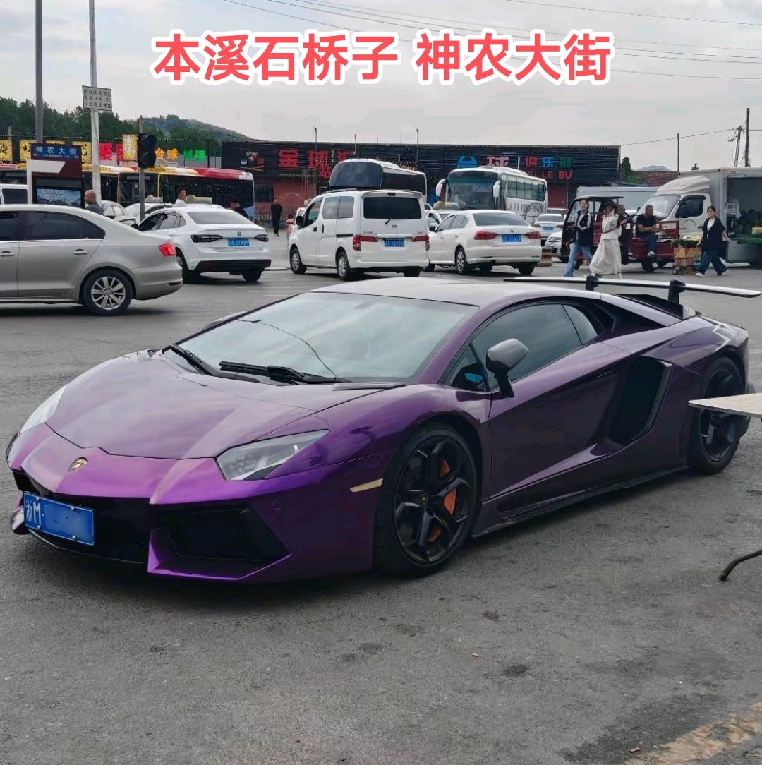 别看本溪街道上年轻人少，就在车这方面确实很讲究。走在街头大家会发现本溪的外地牌照