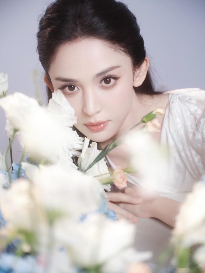 原来我17年就被娜扎记住了谁懂啊！追星最怕的是单向奔赴，可娜扎直接把这份双向的爱