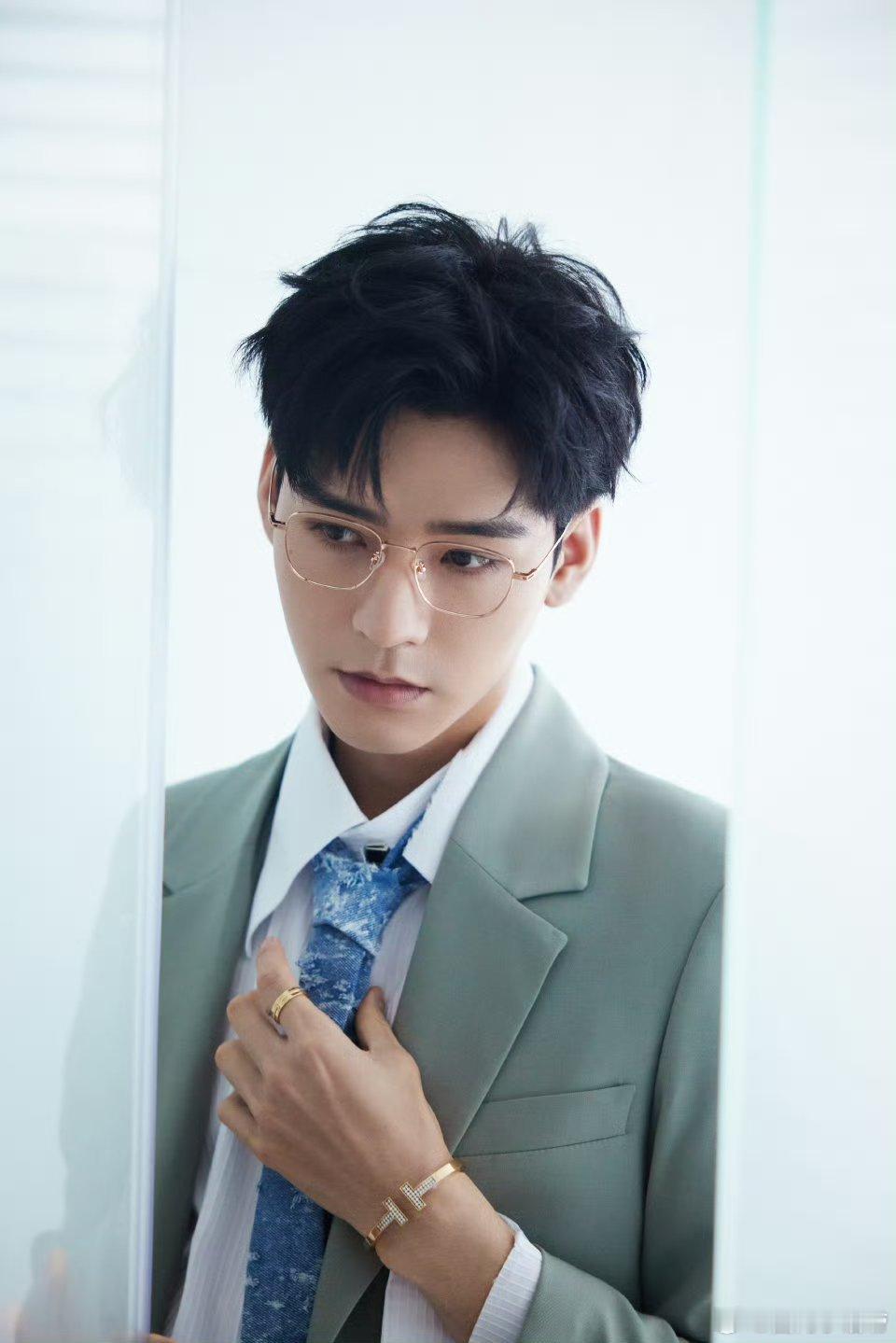 90生演技排名表，第一是蒋奇明？第二是龚俊？ 