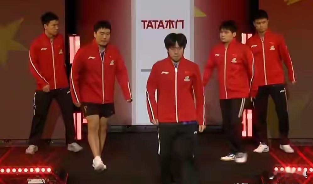伦敦上演“抗日战争”！

世乒赛决赛昨晚在伦敦打响，中国男女团的对手都是日本队，