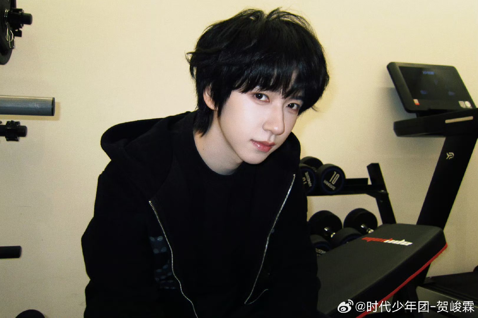 贺峻霖想回家自己造桃花币五十公里桃花坞桃花坞6直播 笑不活了家人们！贺峻霖桃花坞