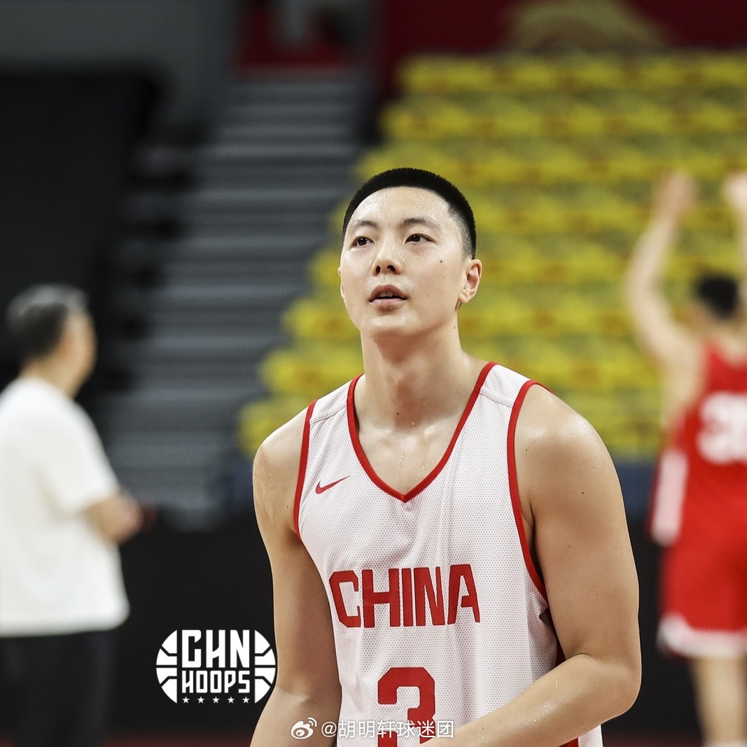 胡明轩中国男篮vs委内瑞拉男篮 【2025年中国男篮热身赛——杭州站第二场】📅