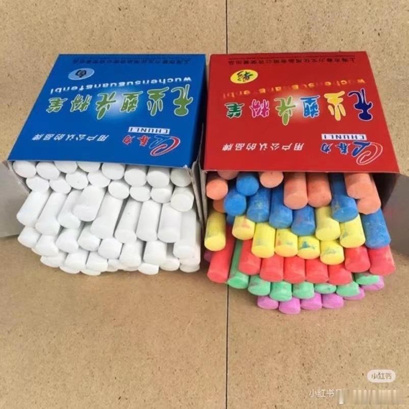 我初中数学老师的许愿柳，掰了之后随便扔掉会有学生停止说话 