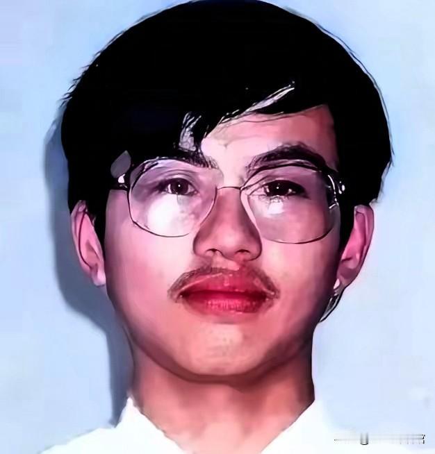 2000年山东状元离奇失踪！副局长父亲苦寻26年，结局看哭无数人
 
一桩横跨二
