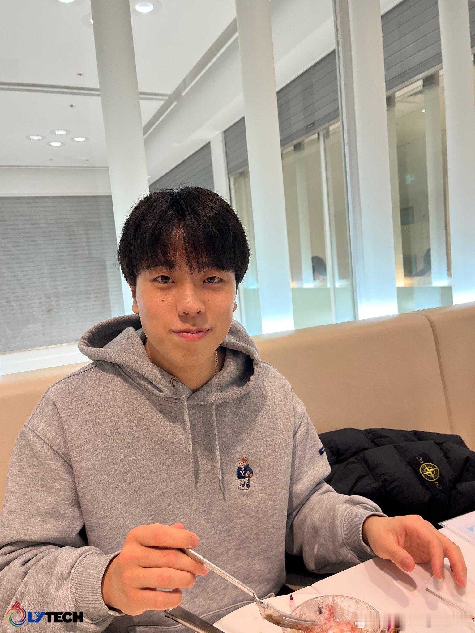 篠塚大登official：在16日，于世界大赛和德甲联赛之间的繁忙日程中，我司品