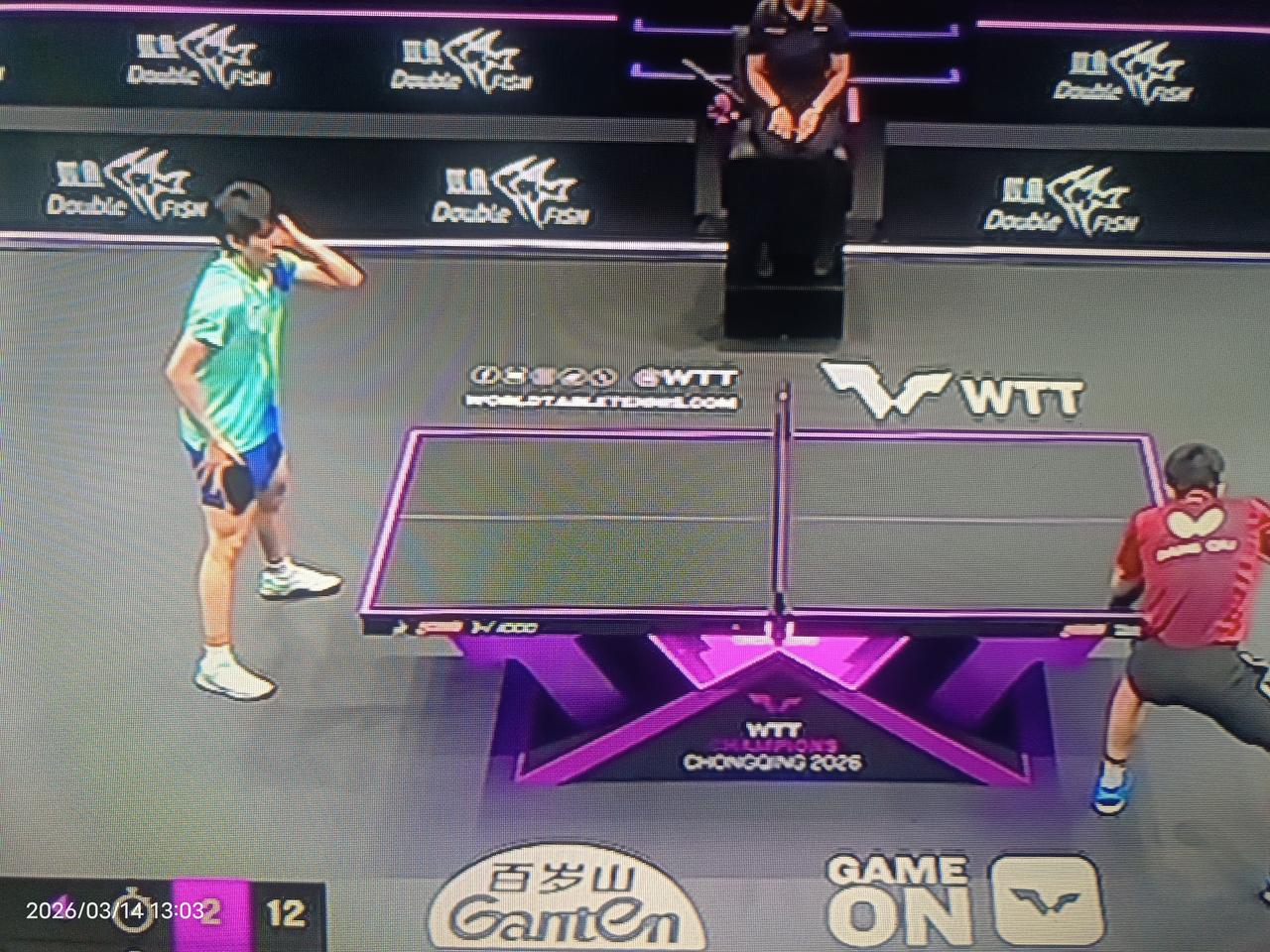 重庆冠军赛国乒“小温帅哥”拼进四强。
重庆冠军赛一场四分之一的决赛中，国乒小将温