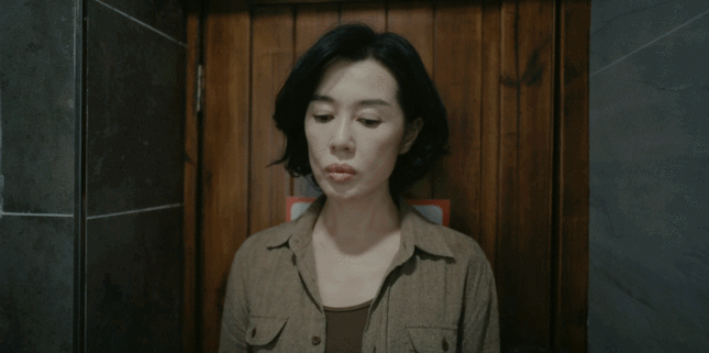 看余男新剧得用放大镜家人们，追余男新剧《目之所及》就像在寻宝，得用放大镜找线索！